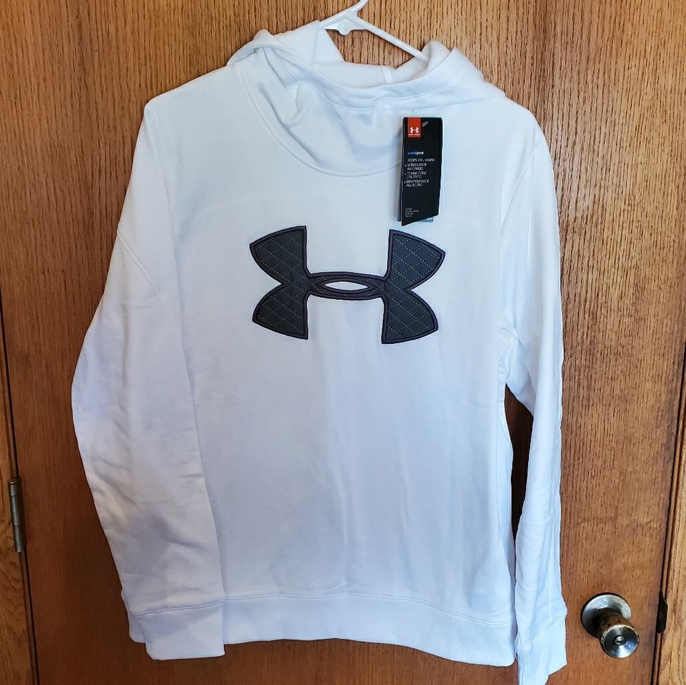 Nwt Under Armour hoodie